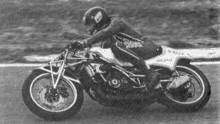 La premi&egrave;re r&eacute;alisation de Pif , c'&eacute;tait en 1978 cette 250 TZ sur laquelle les solutions originales fourmillaient .